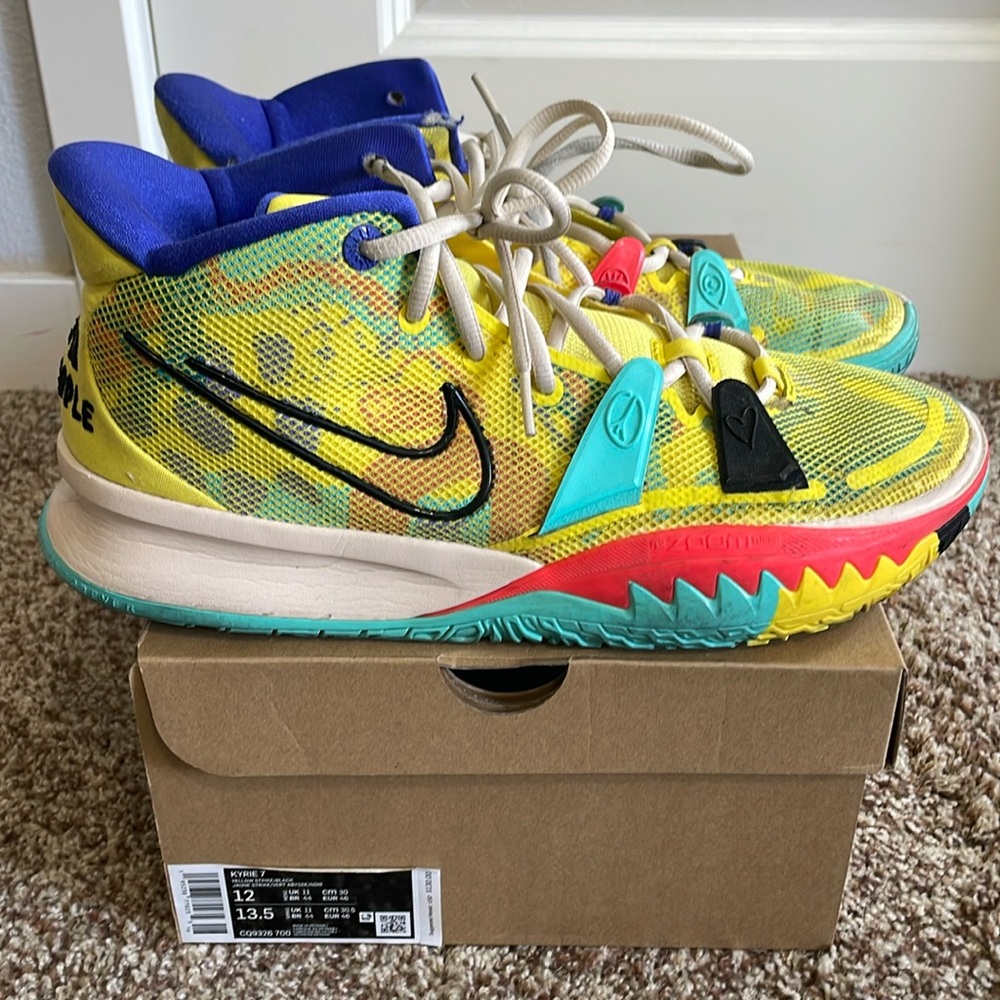 Men’s Nike Kyrie 7 size 12
